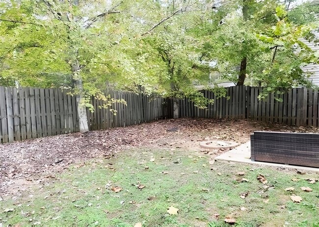Building Photo - 220 Wild Flower Ln