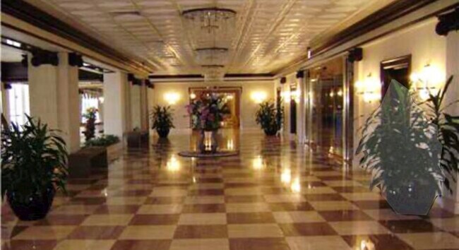 Foto del edificio - 2030 S Ocean Dr