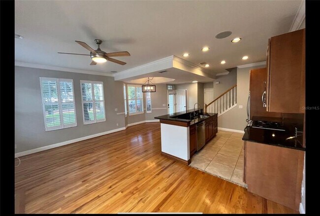 Foto del edificio - 2920 W El Prado Blvd