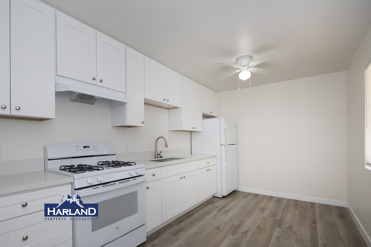 Foto principal - 1031 B Ave