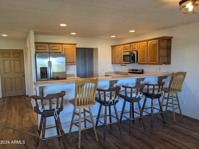 Foto del edificio - 705 W St Moritz Dr