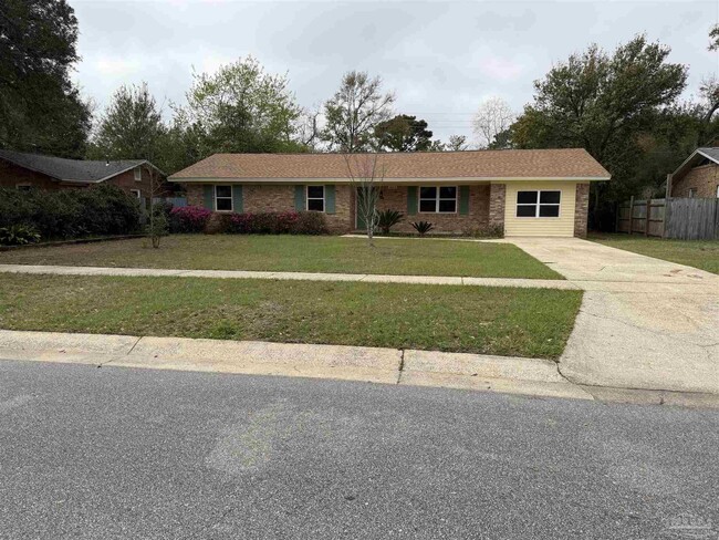 Building Photo - 7845 Le Jeune Dr