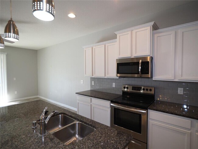 Foto del edificio - 2615 Midnight Pearl Dr