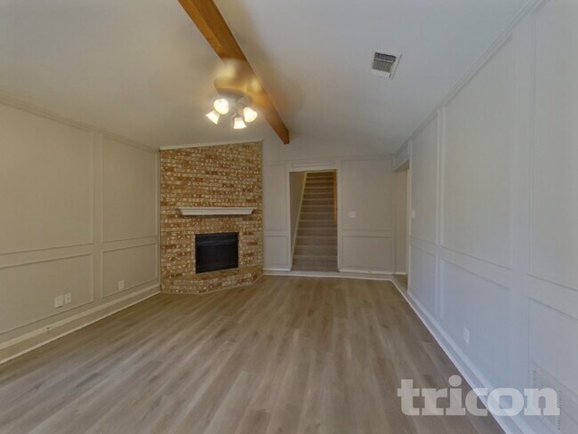 Foto del edificio - 8033 Berrybrook Dr