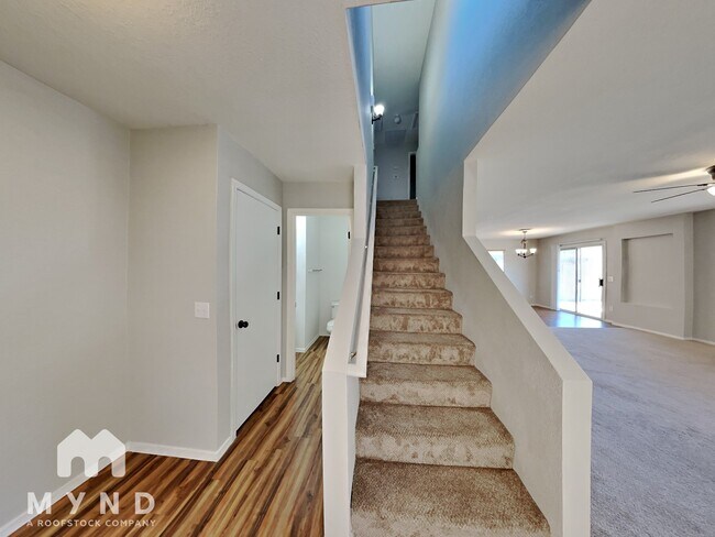 Building Photo - 5748 S Manta Ray Rd