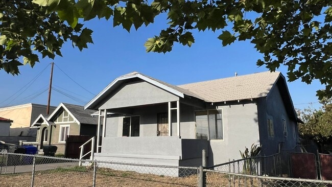 Photo - 2165 Sepulveda Ave (San Bernardino, CA) Townhome