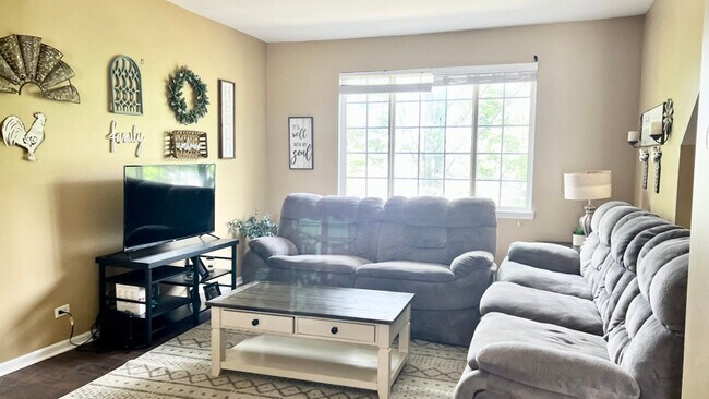 Foto del edificio - 3473 Ravinia Cir