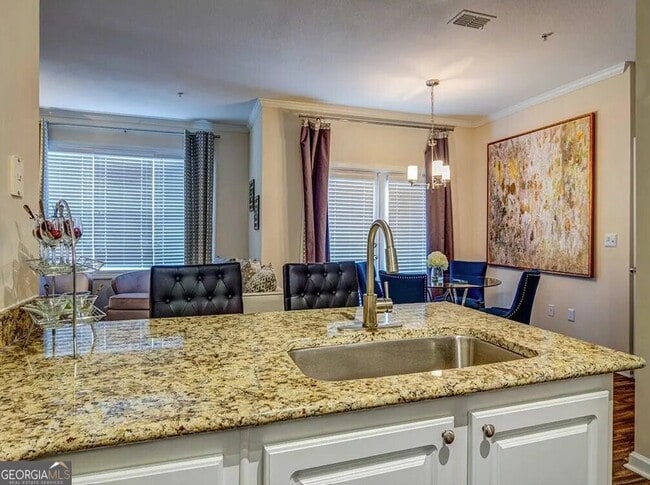 Foto del edificio - 1600 Blairs Bridge Rd