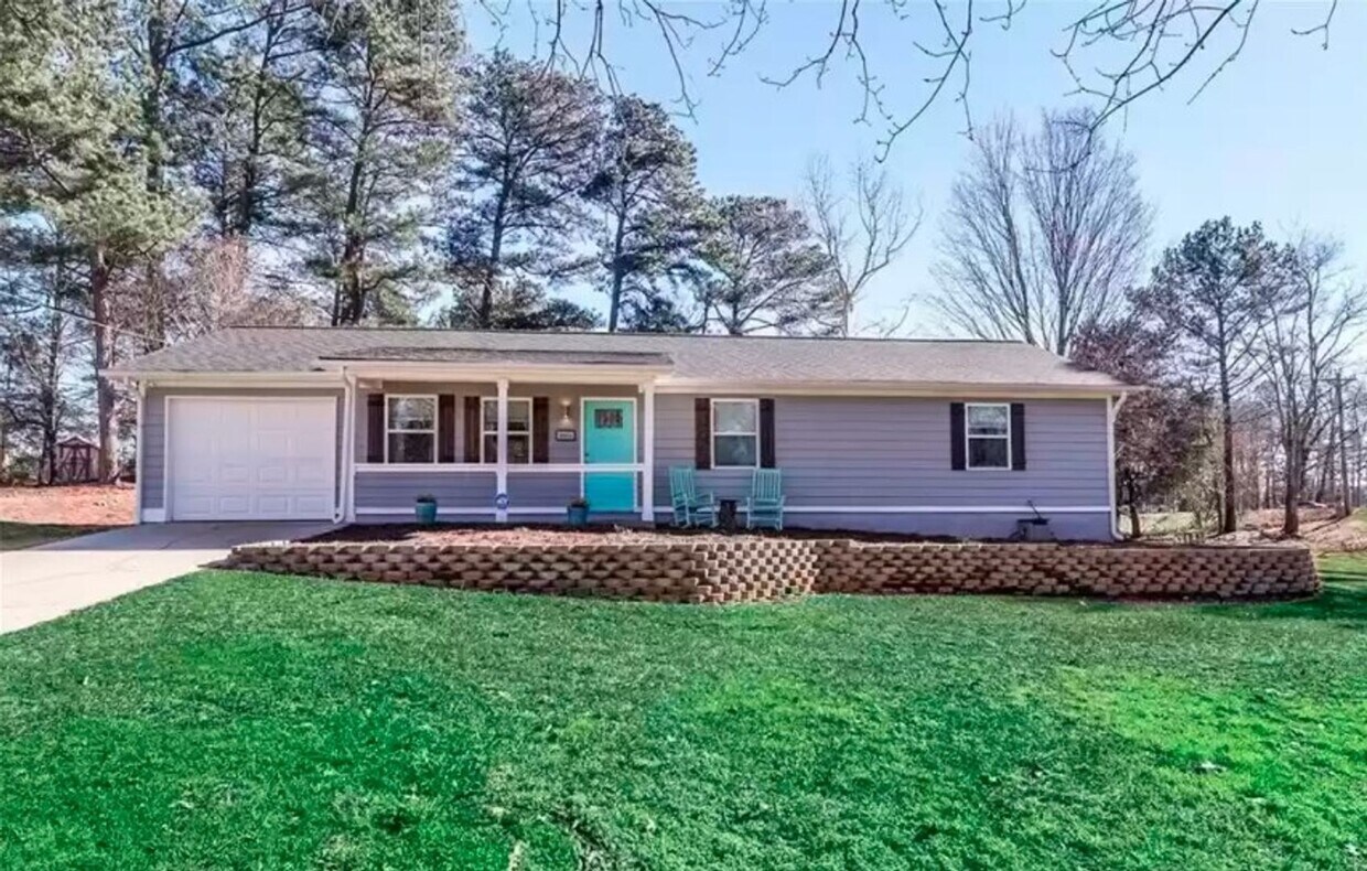 Primary Photo - 3 Bed 2 Bath in Snellville!