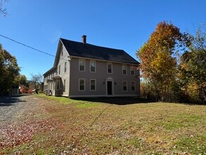 Building Photo - 121 Bay Rd