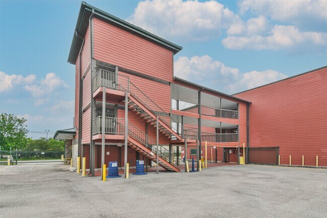 Foto del edificio - 1025 Swanson St