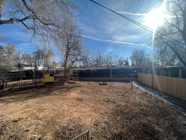 Building Photo - Great Duplex in Fort Collins