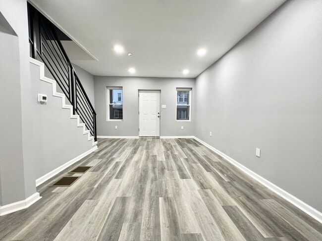 Building Photo - Anika Homes 3 Bedroom