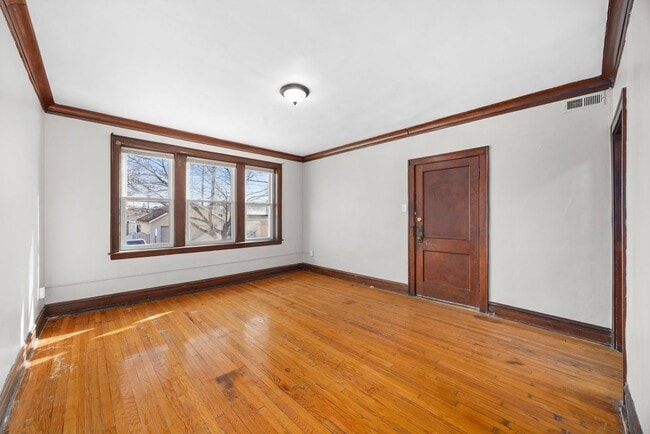 Building Photo - 1838 50th Ct