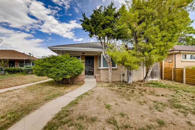 Building Photo - 3214 Ivy St