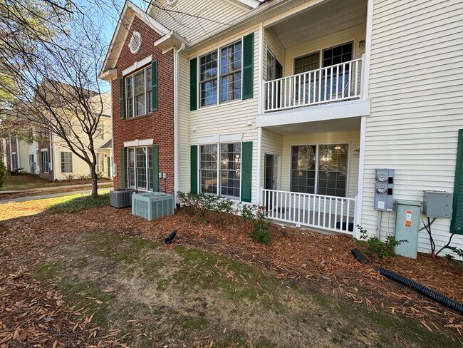 Foto del edificio - 2814 Kudrow Ln