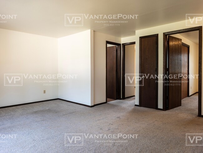 Building Photo - 2571 Trojan Dr