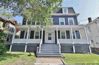 Building Photo - 40 N Chestnut St