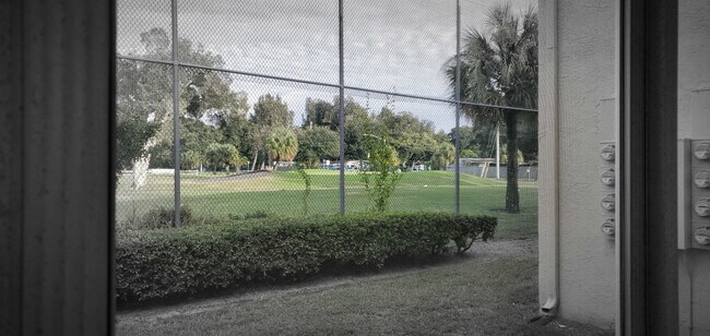 Foto del edificio - 623 N KEENE ROAD APT B