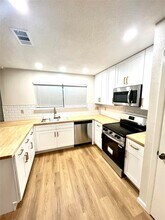 Building Photo - 7126 Gettysburg Dr