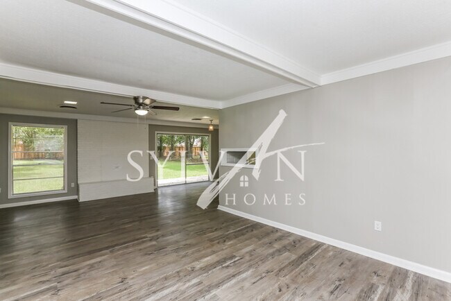 Building Photo - 3BR 2BA Ranch Home on a Beautiful Lot!