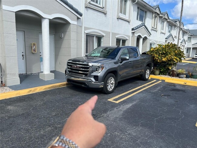 Foto del edificio - 110 SW 109th Ave