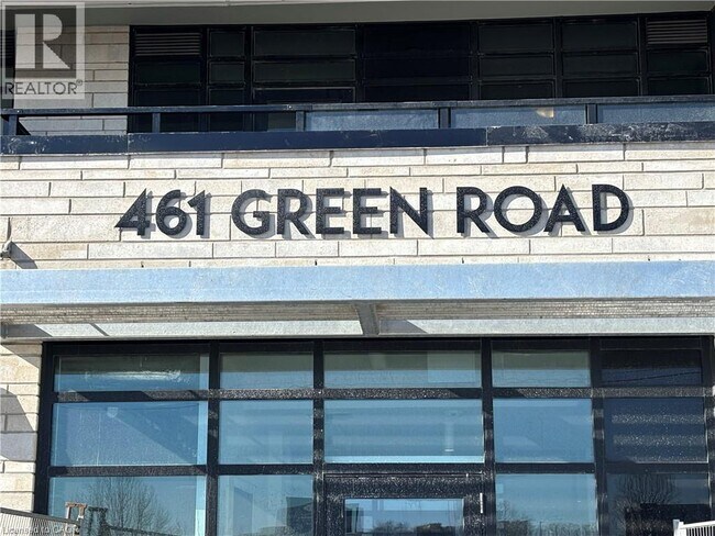 Building Photo - 461 Green Rd