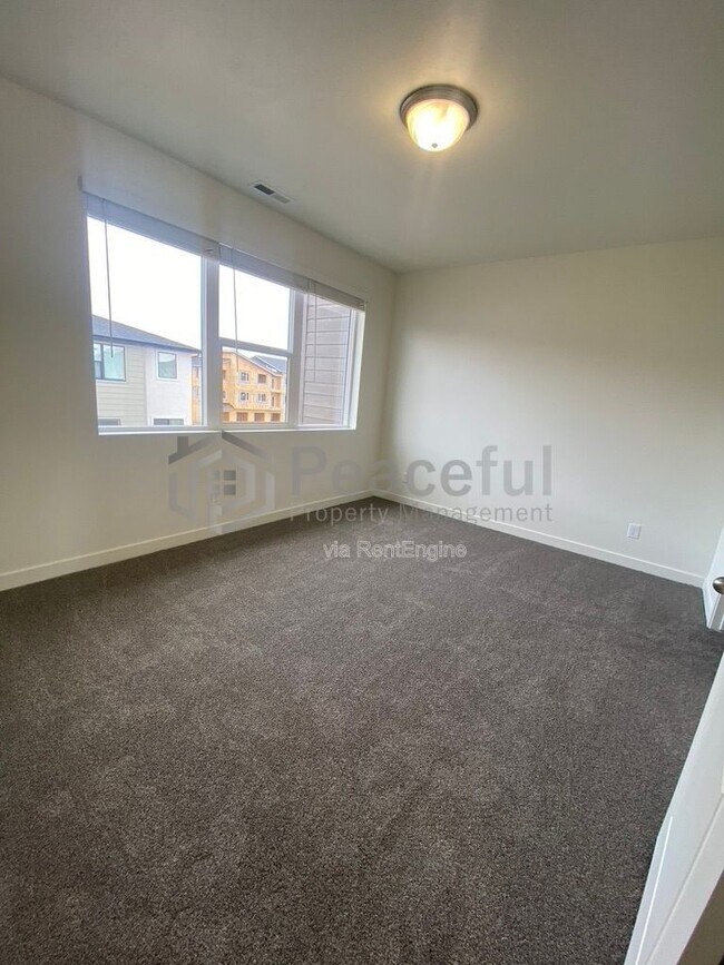 Foto del edificio - 1036 W 530 S