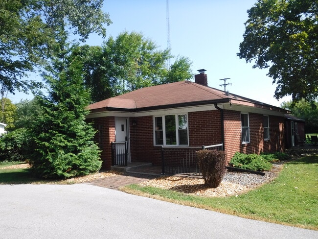 Building Photo - 252 State Park Dr