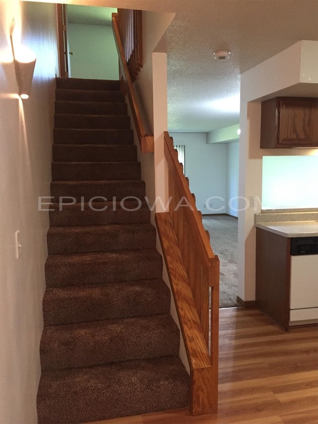 Foto del edificio - 1320 Daleview Dr