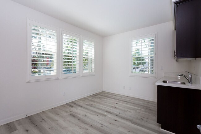 Building Photo - Beautiful Townhome at Millenia in Otay Ranch!
