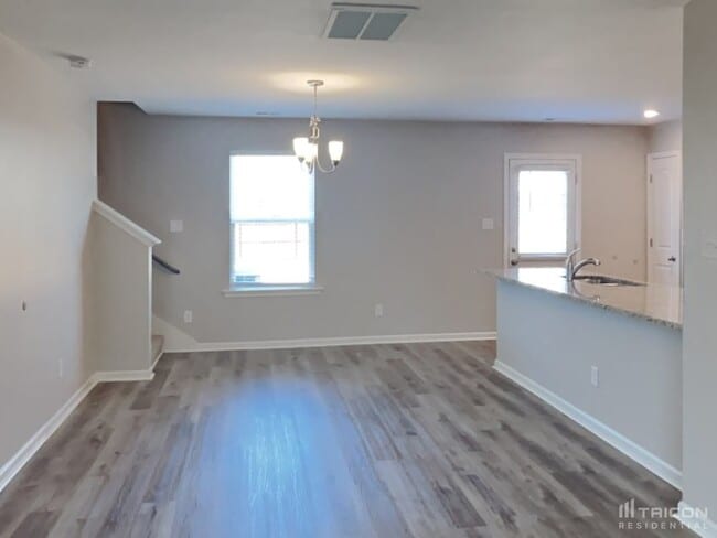 Building Photo - 3706 Burdette Wy.