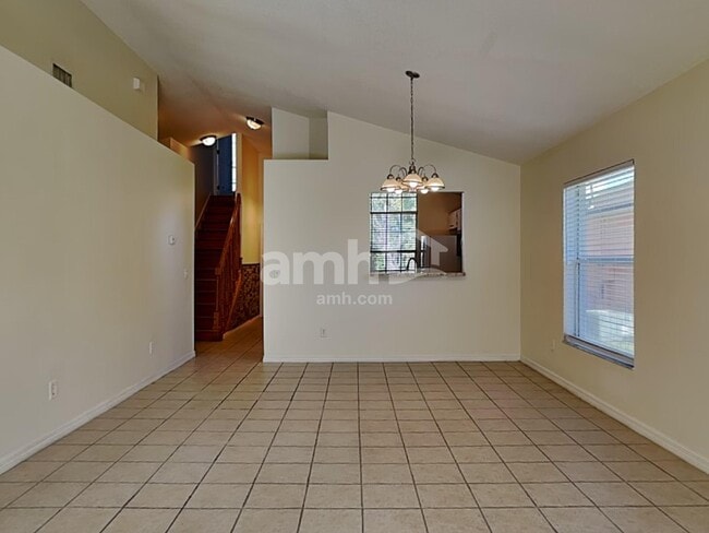 Foto del edificio - 256 Daniels Pointe Dr