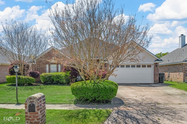 Building Photo - 6014 Jason St