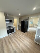 Building Photo - 101 Kilsyth Rd