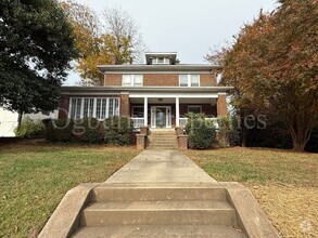 Building Photo - 1517 W 1st St