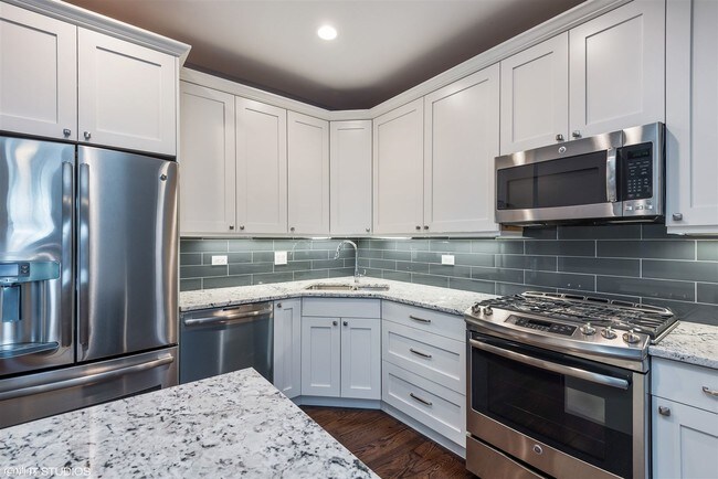 Foto del edificio - 534 Sheridan Sq