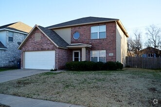 Building Photo - 10065 Chapel Oak Trail