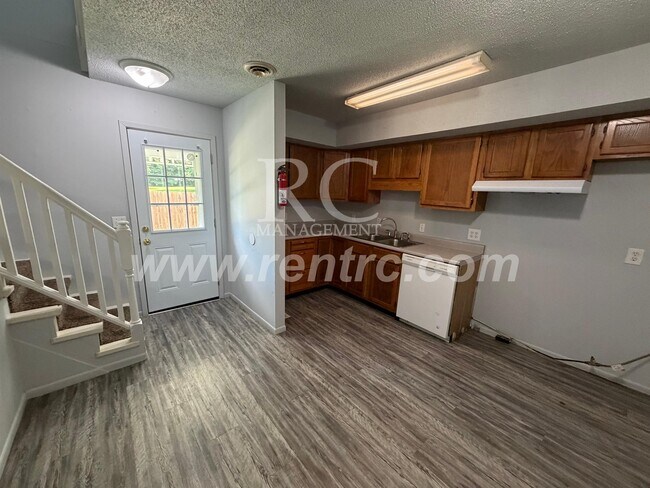 Foto del edificio - 15986 Arrowhead Rd