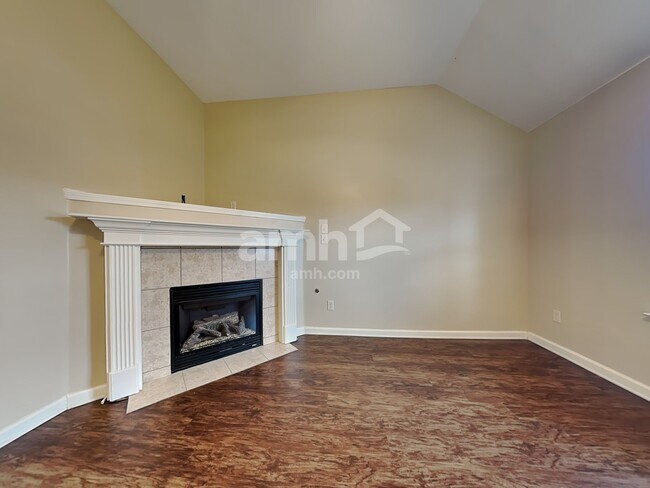 Foto del edificio - 5883 Savannah Pky