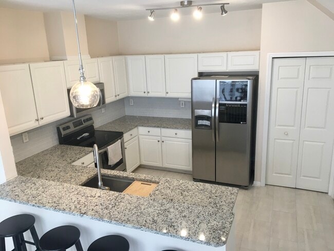 Building Photo - 11647 NW 18th Pl