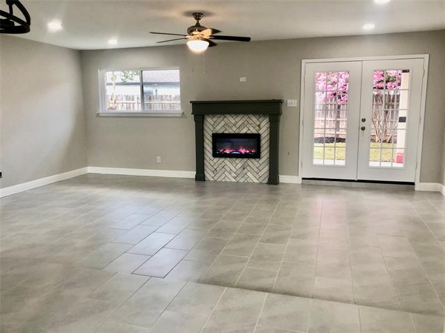 Foto del edificio - 330 Linda Dr