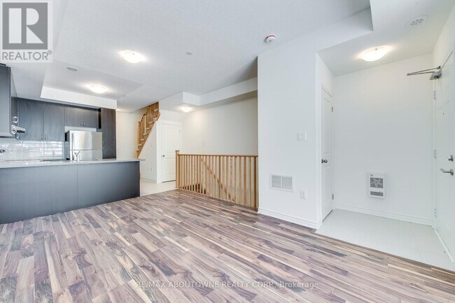 Photo du bâtiment - 2212 Bromsgrove Rd