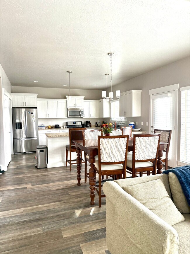 Foto del edificio - 822 S Aspen Wy