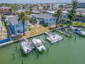 Building Photo - 241 Skiff Point