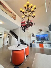 Building Photo - 498 SW 2nd St