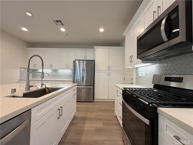 Foto del edificio - 4217 S Heather Privado