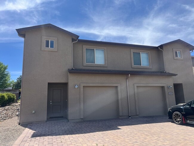 Foto del edificio - ***3 BEDROOM/2.5 BATHROOM IN PRESCOTT VALLEY***