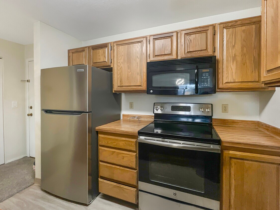 Foto principal - 380 E 11th Ave