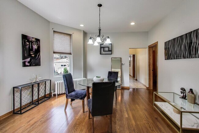 Foto del edificio - 2720 W Polk St
